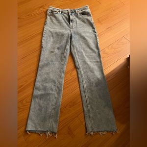 PAIGE Cindy Hight Rise Jean. Brand new never worn